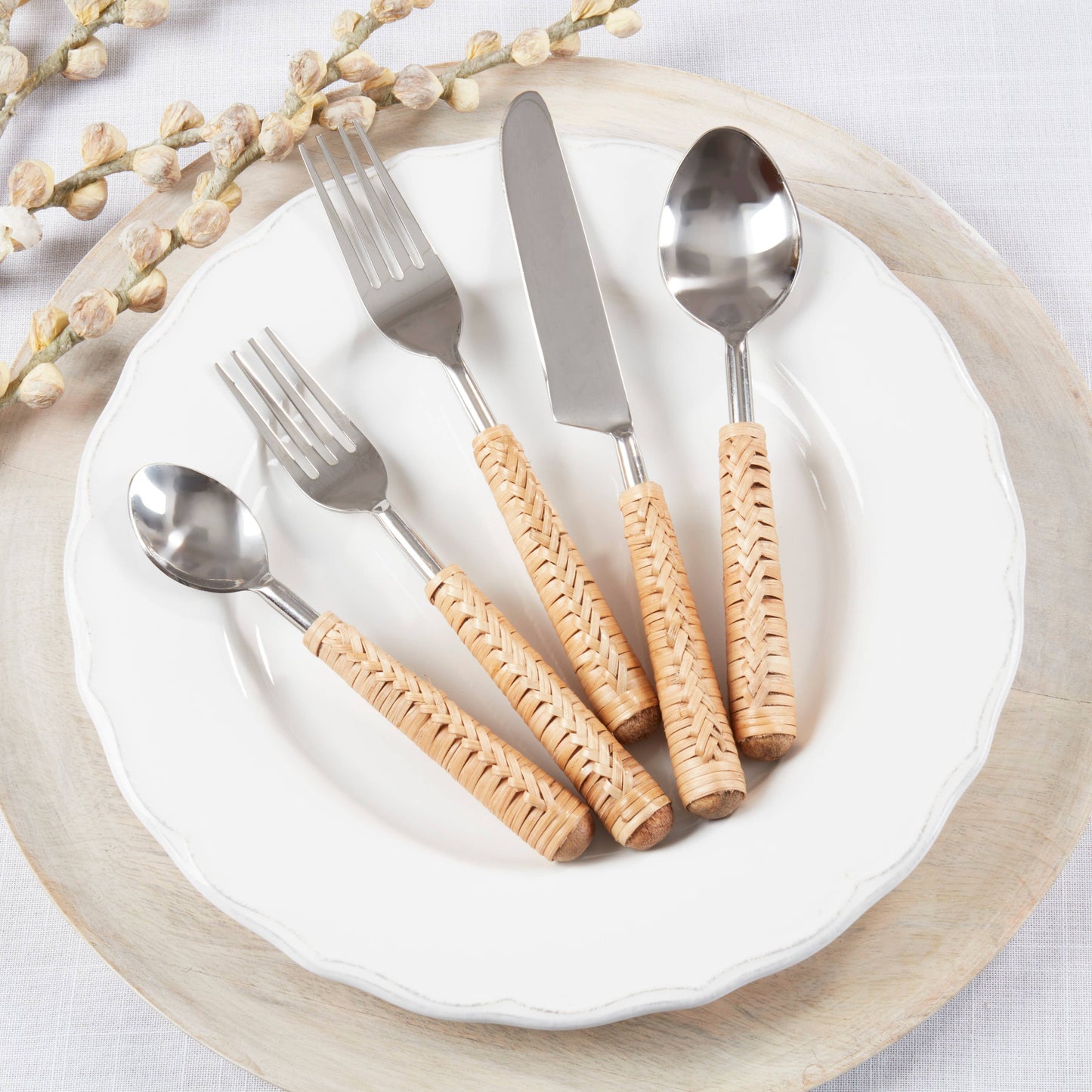 Natural Grain Wicker Flatware (Set of 5): Natural