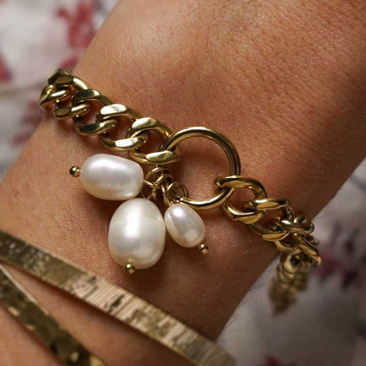 Pearl Ring Steel Curb Bracelet